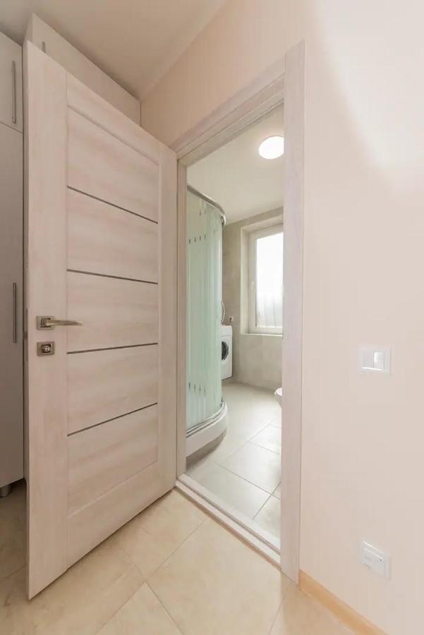 Comfortable Apartment In The Centre Odessa Exterior photo